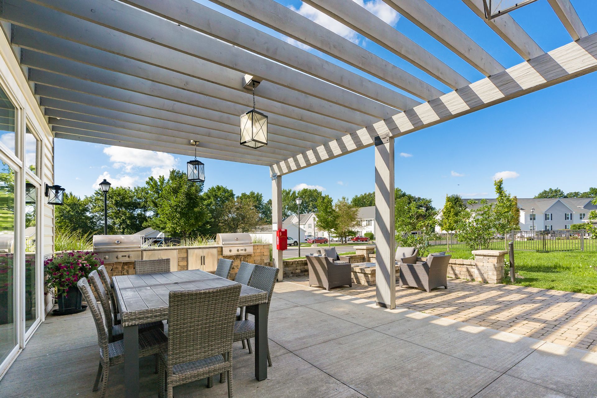 Lake Club Image 29